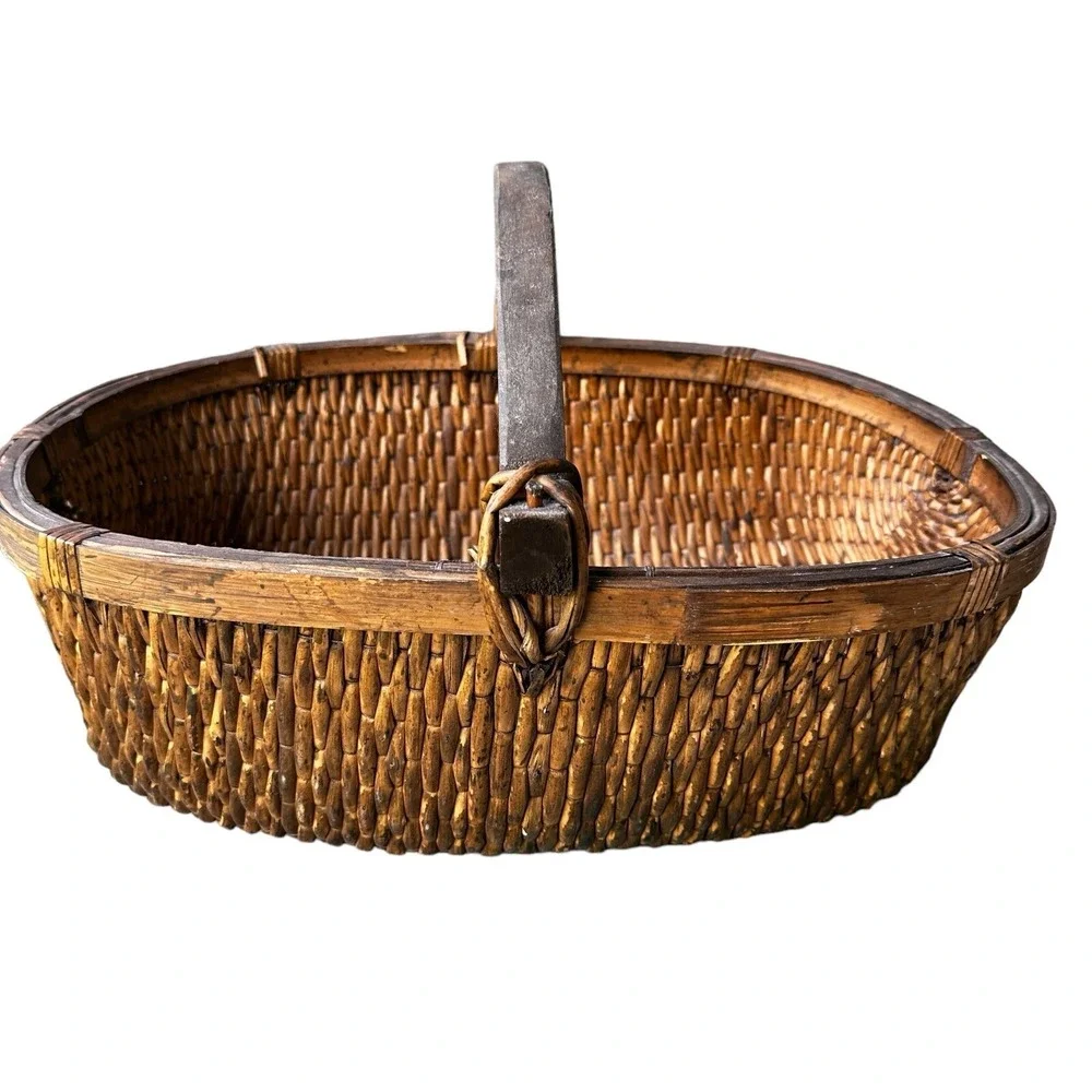 VTG Antique Asian‎ Willow Basket 18x13x12 Inch Wood Handle Large Hand Woven
